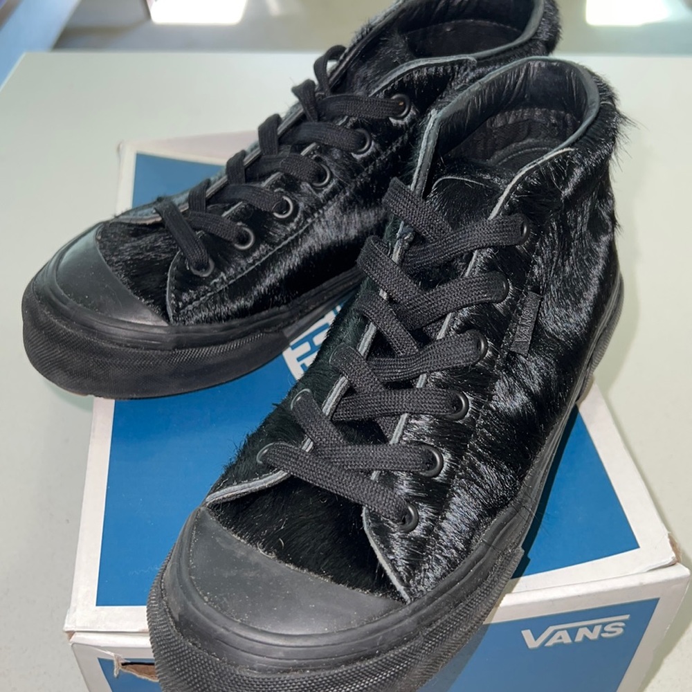 OG G.I. LX (Pony Hair) Black with lug sole